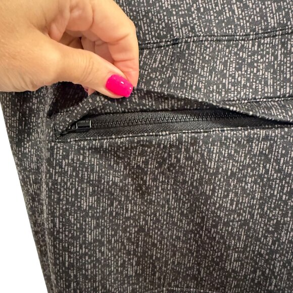 Athleta Delancey Textured‎ Tight Leggings Size XL Black and Gray - Picture 2 of 8
